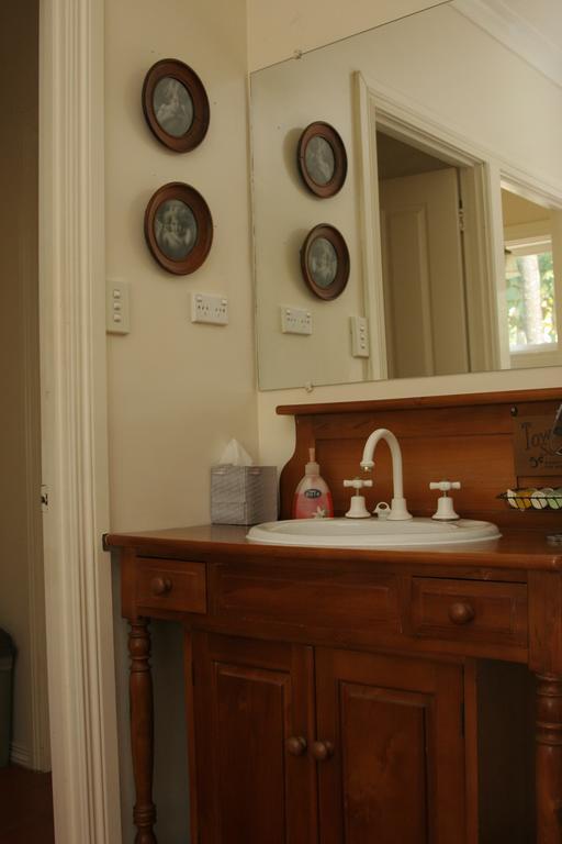 Belgrave Hideaway Bed and Breakfast Εξωτερικό φωτογραφία